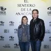 El escritor colombiano Juan Gabriel Vásquez disfrutó el estreno de El Sendero de la anaconda junto a Mariana Montoya.  