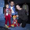 Andrés Toro y su esposa Eliana Escobar, también aceptaron el Desafío On Ice junto a sus pequeños Juan Pablo y Matias. ¡No pararon de reír!